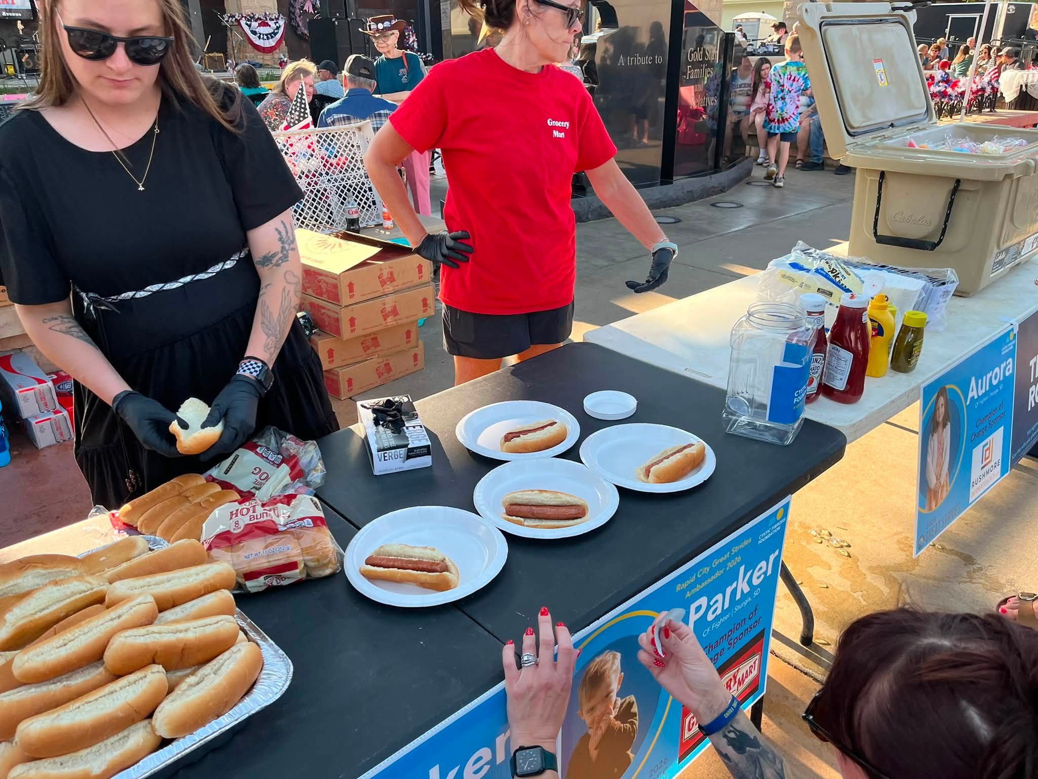Grocery ‘Art and Hot Dogs! Drool, Drool!
