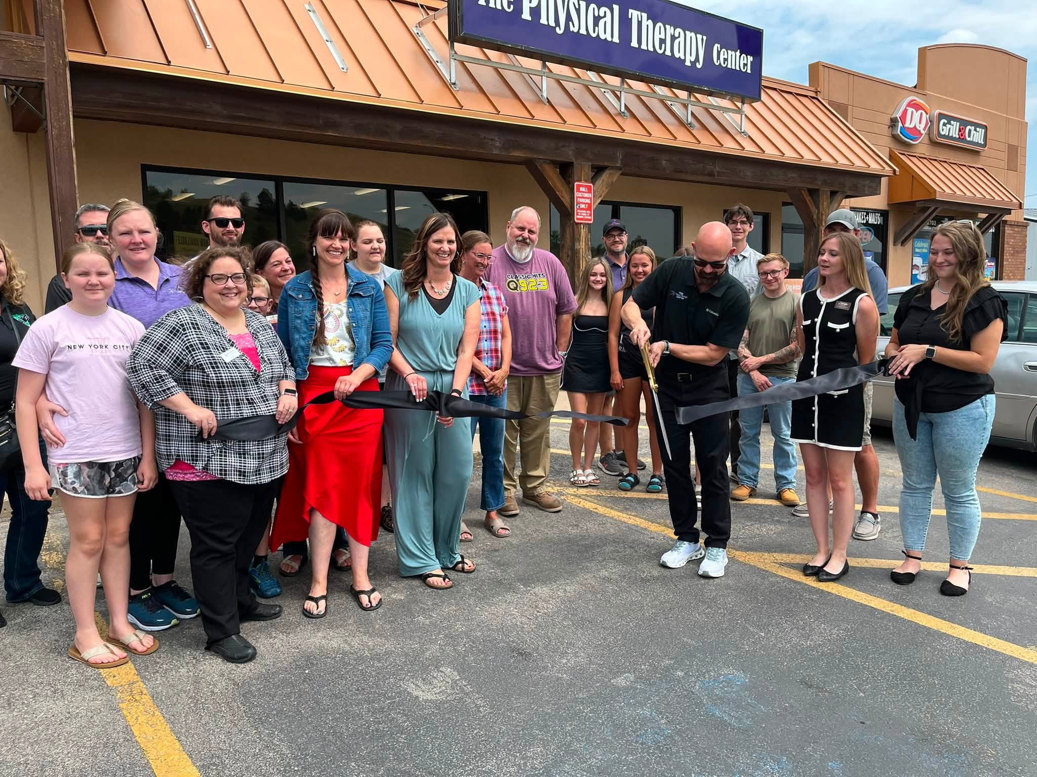 Physical Therapy Center Hosts Ribbon Cutting